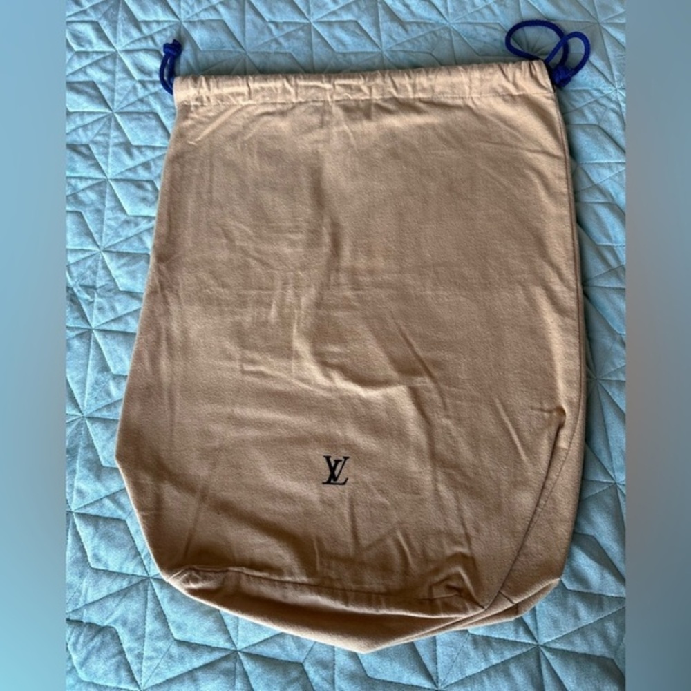 LV drawstring dustbag